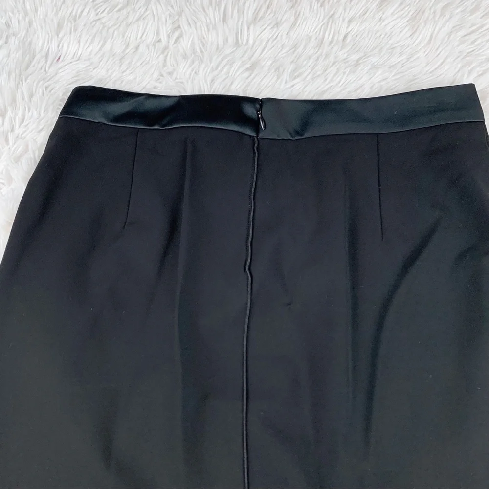 Derek Lam knit pencil skirt solid black knee lenght satin waist Made in Italy‎